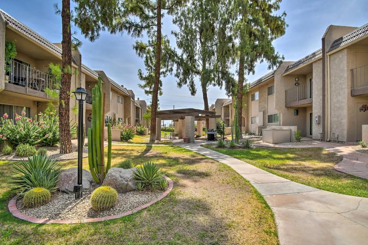 Sunny Scottsdale Condo With 2 Year-Round Pools! 0*,  USA